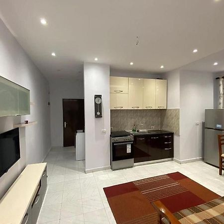 E&B Cosy Apartment Тирана Экстерьер фото