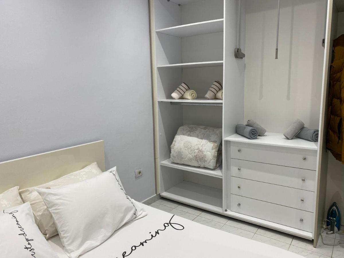 E&B Cosy Apartment Тирана Экстерьер фото