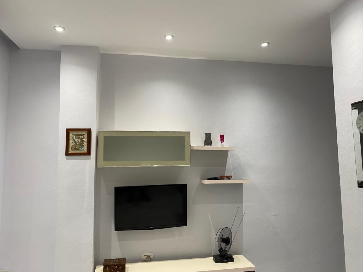 E&B Cosy Apartment Тирана Экстерьер фото