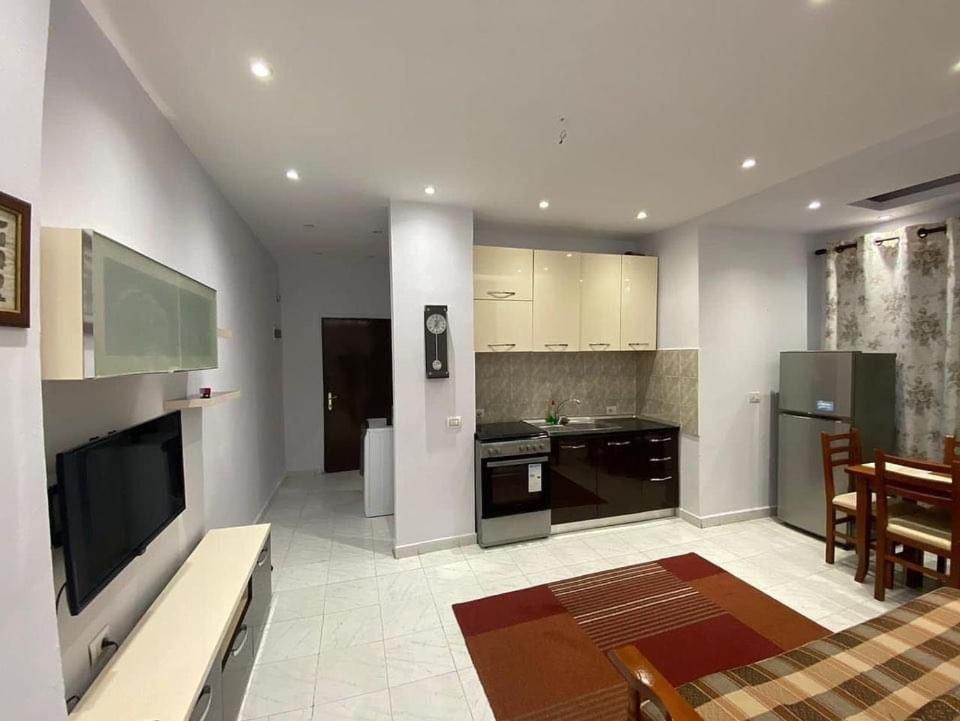 E&B Cosy Apartment Тирана Экстерьер фото