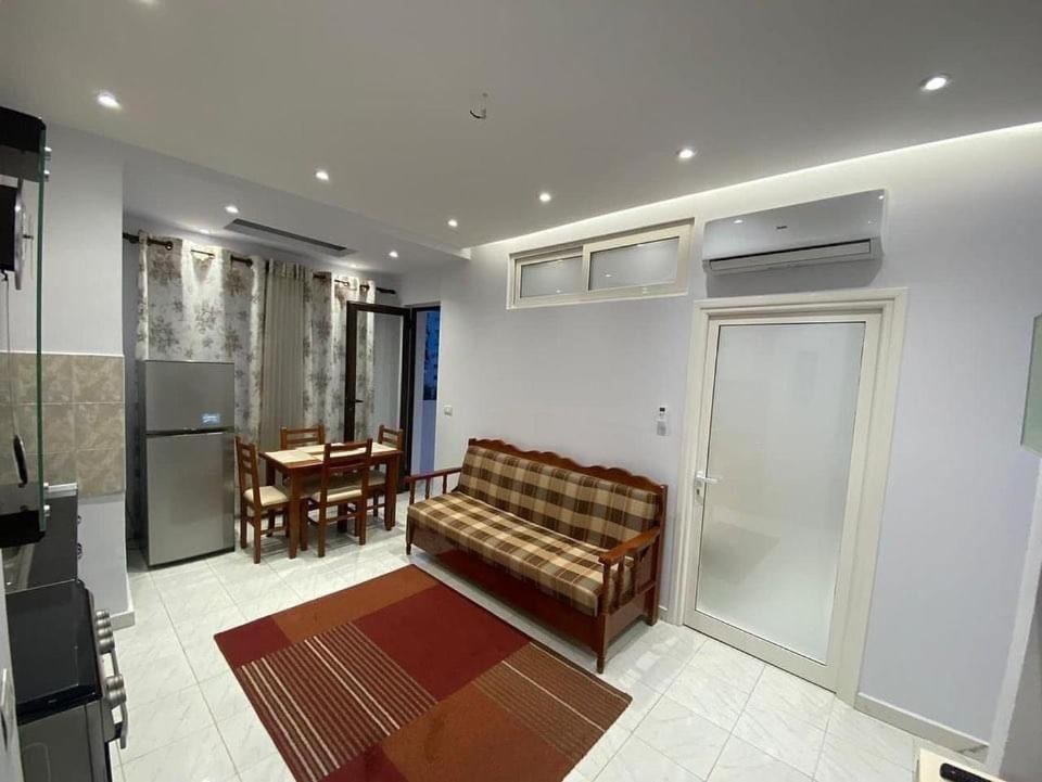 E&B Cosy Apartment Тирана Экстерьер фото