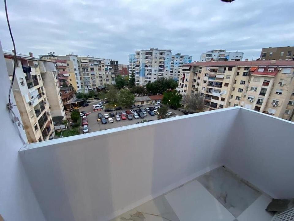 E&B Cosy Apartment Тирана Экстерьер фото